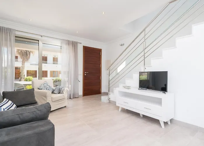 Villa Formentera 2 *